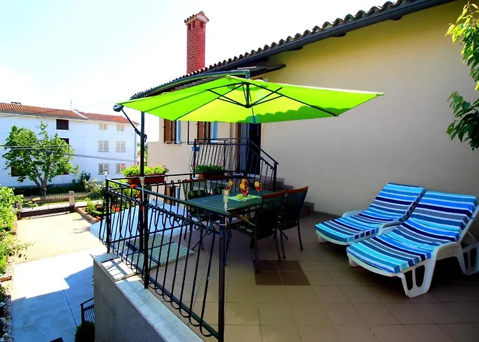 Fero With Beautiful Garden Poreč