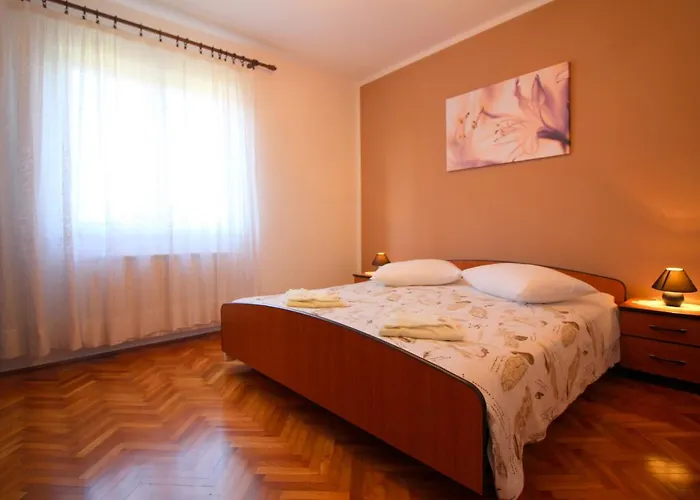 Apartament Fero With Beautiful Garden Poreč